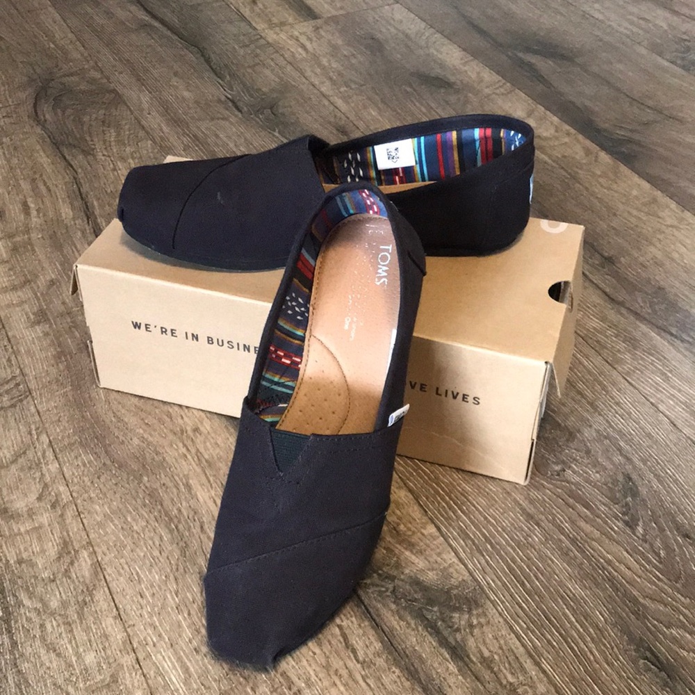 Toms shoes